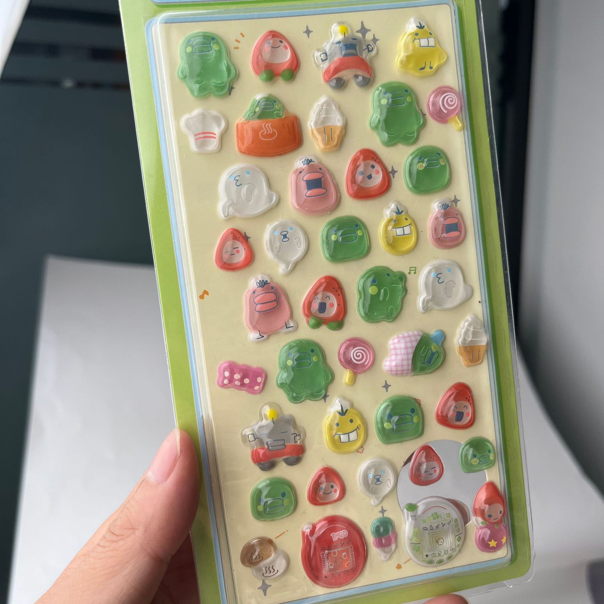 Cute Tamagotchi 3D Puffy Stick - Laptop Accessories All recension och pris